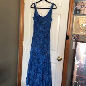 Size 12 Paisley print ruffle tiered bottom dress.